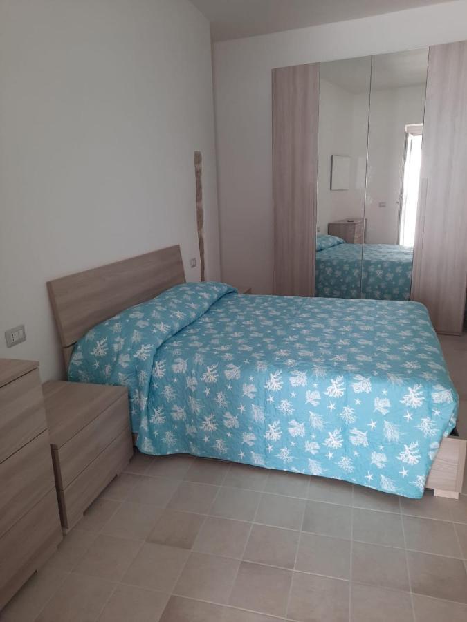 Appartamento Su Palazzina Storica In Centro A Sant'Antioco Luaran gambar